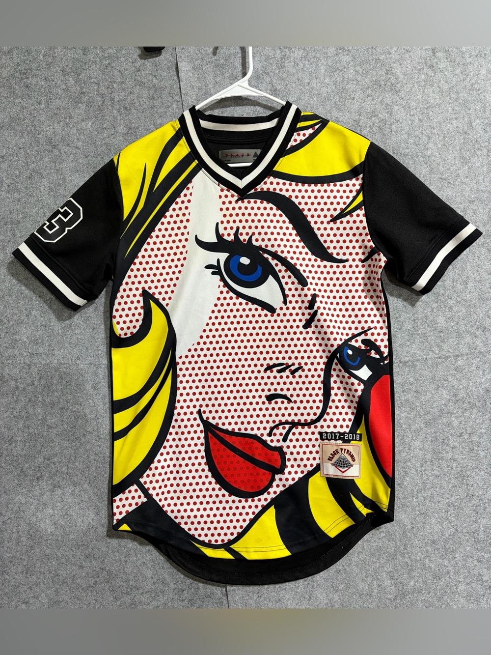 Black Pyramid Jersey Mens Pop Art Comic Roy Lichtenstein Chris Brown Small